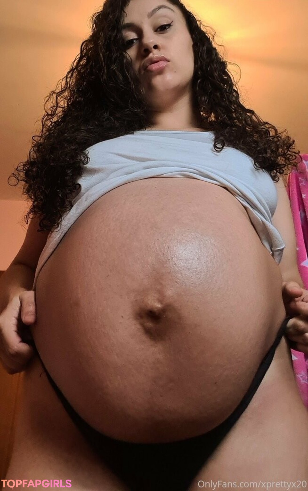 Foto desnuda filtrada de OnlyFans de Xprettyx20 #277 Foto desnuda filtrada de OnlyFans de Xprettyx20 #277