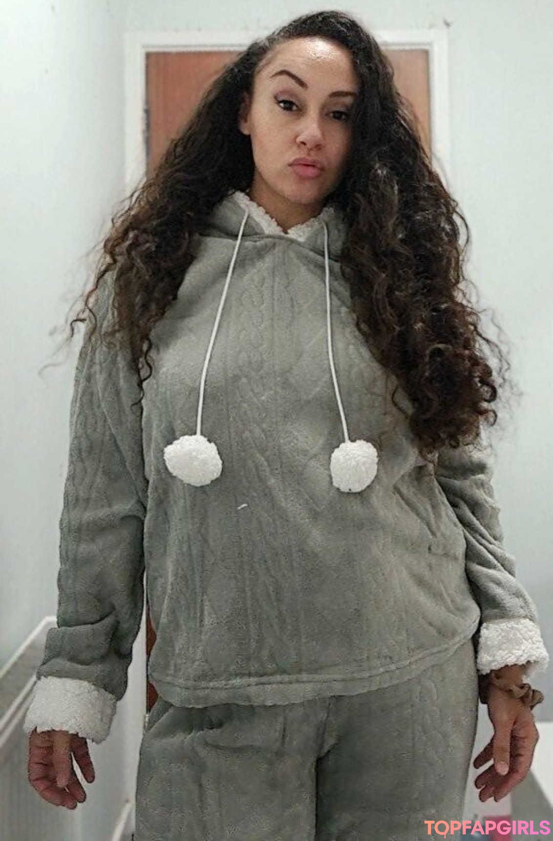 Foto desnuda filtrada de OnlyFans de Xprettyx20 #390 Foto desnuda filtrada de OnlyFans de Xprettyx20 #390