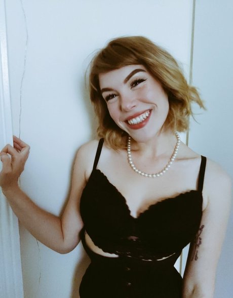 Scarlett Grace