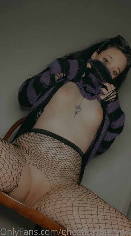 Foto desnuda filtrada de OnlyFans de Ghostlustbabydoll