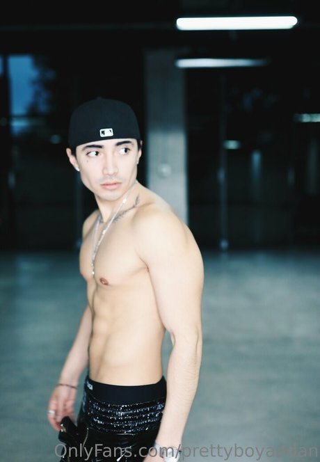 Prettyboyaedan