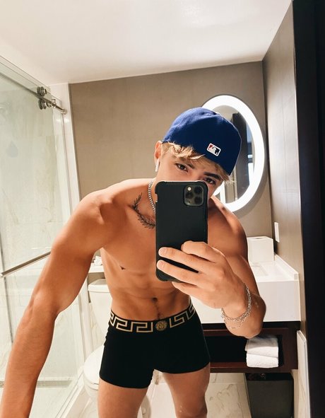 Prettyboyaedan
