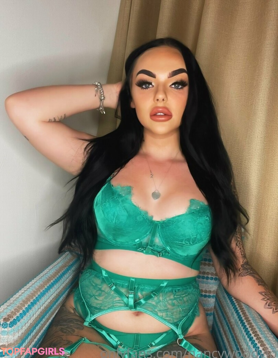 Foto desnuda filtrada de OnlyFans de Itsnancywoodfree #264 Foto desnuda filtrada de OnlyFans de Itsnancywoodfree #264