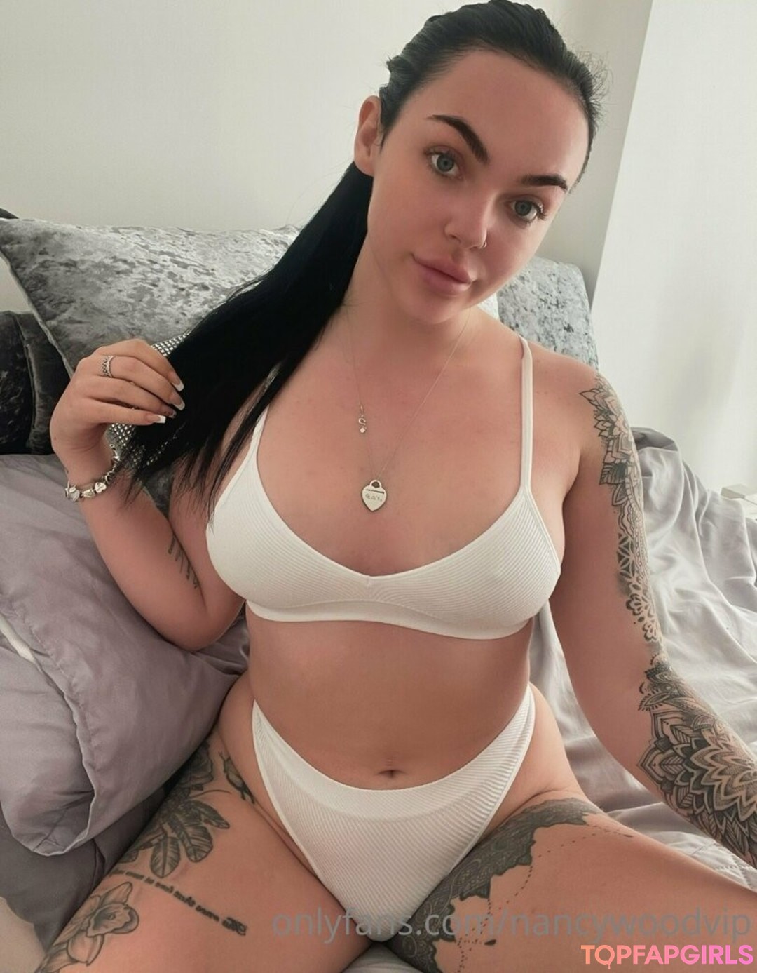 Foto desnuda filtrada de OnlyFans de Itsnancywoodfree #31 Foto desnuda filtrada de OnlyFans de Itsnancywoodfree #31