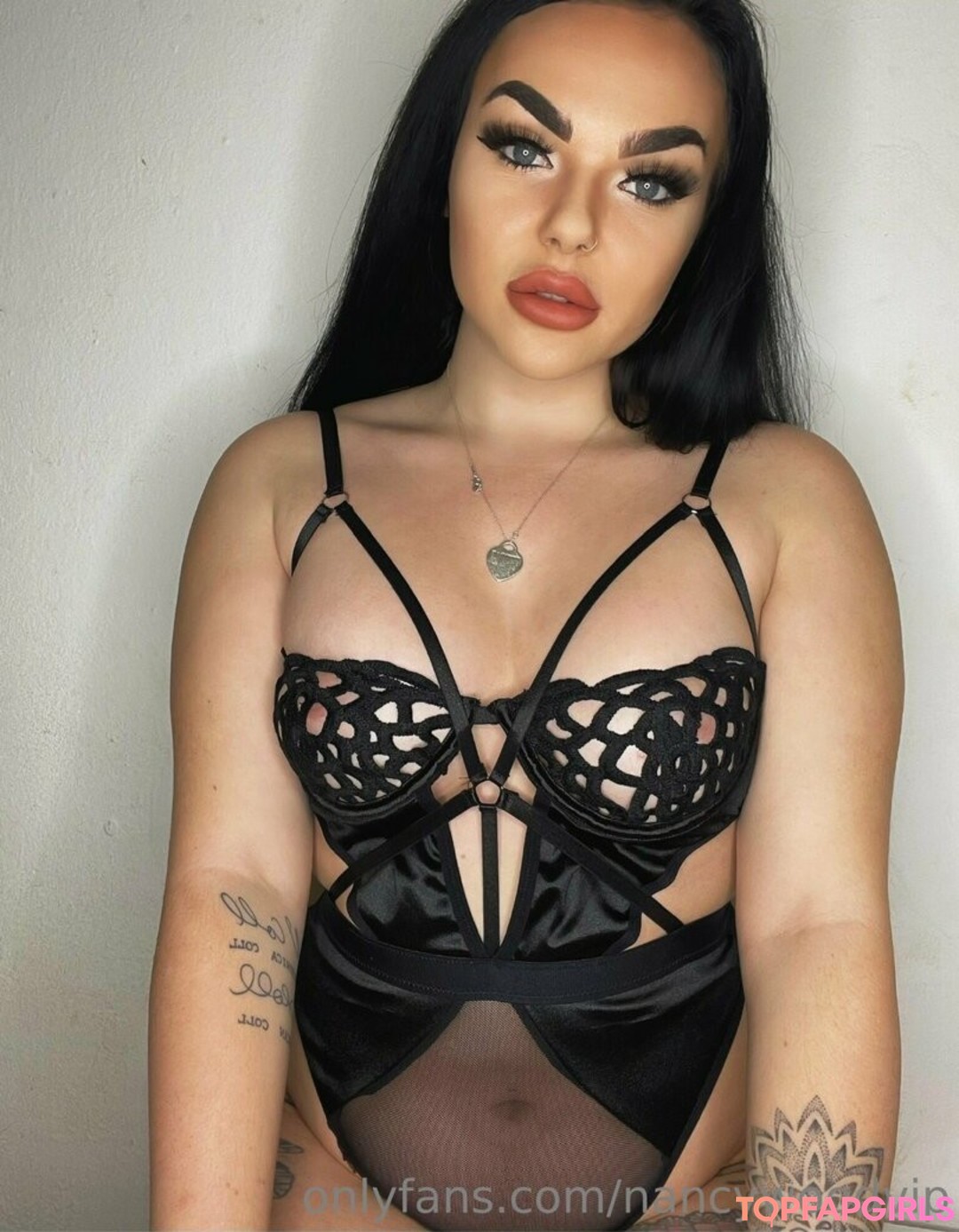 Foto desnuda filtrada de OnlyFans de Itsnancywoodfree #317 Foto desnuda filtrada de OnlyFans de Itsnancywoodfree #317