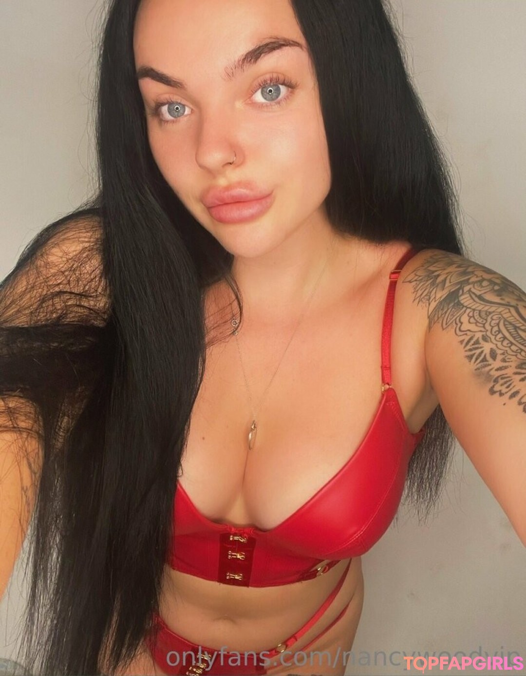 Foto desnuda filtrada de OnlyFans de Itsnancywoodfree #397 Foto desnuda filtrada de OnlyFans de Itsnancywoodfree #397