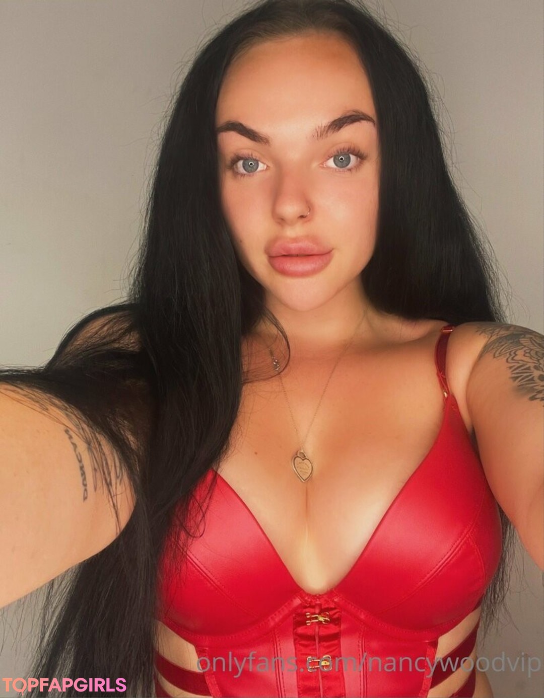 Foto desnuda filtrada de OnlyFans de Itsnancywoodfree #398 Foto desnuda filtrada de OnlyFans de Itsnancywoodfree #398