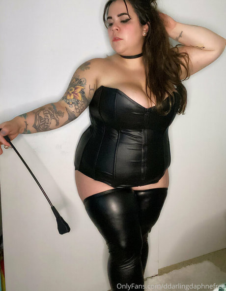 Ddarlingdaphnefree