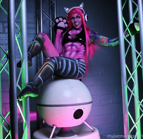 Mypetmonstergirl