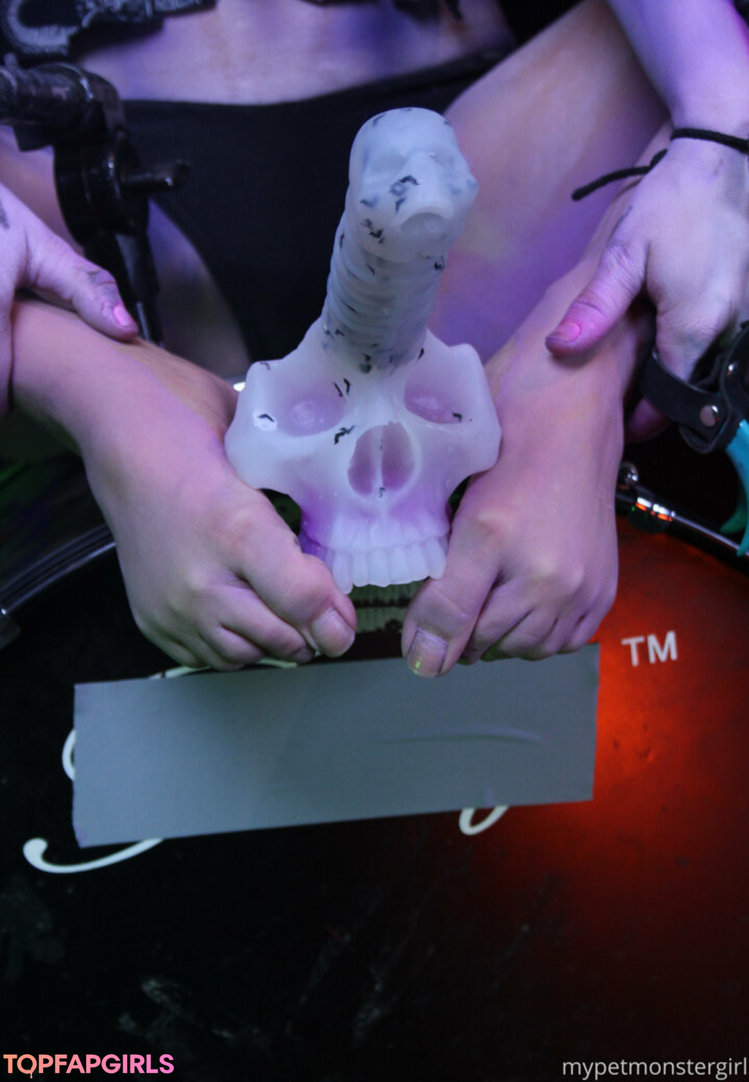 Foto desnuda filtrada de OnlyFans de Mypetmonstergirl #6 Foto desnuda filtrada de OnlyFans de Mypetmonstergirl #6
