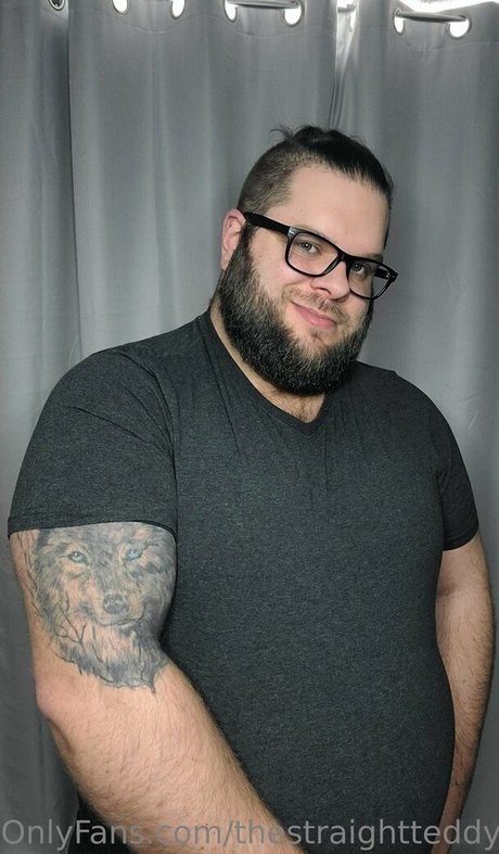 Foto desnuda filtrada de OnlyFans de Thestraightteddybearfree