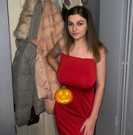 Foto desnuda filtrada de OnlyFans de Chloe Louise Thomas
