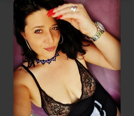 Hotsexymommy69