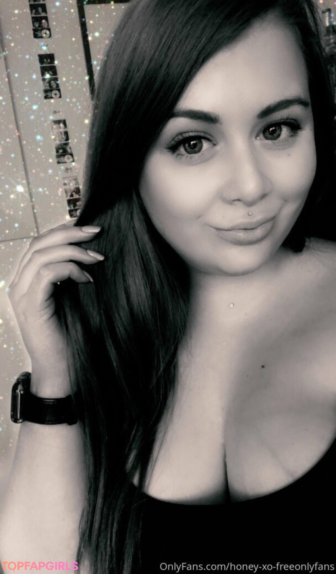 Foto desnuda filtrada de OnlyFans de Thrilllhoefree #53 Foto desnuda filtrada de OnlyFans de Thrilllhoefree #53