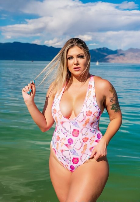 Bikinibeeofficial