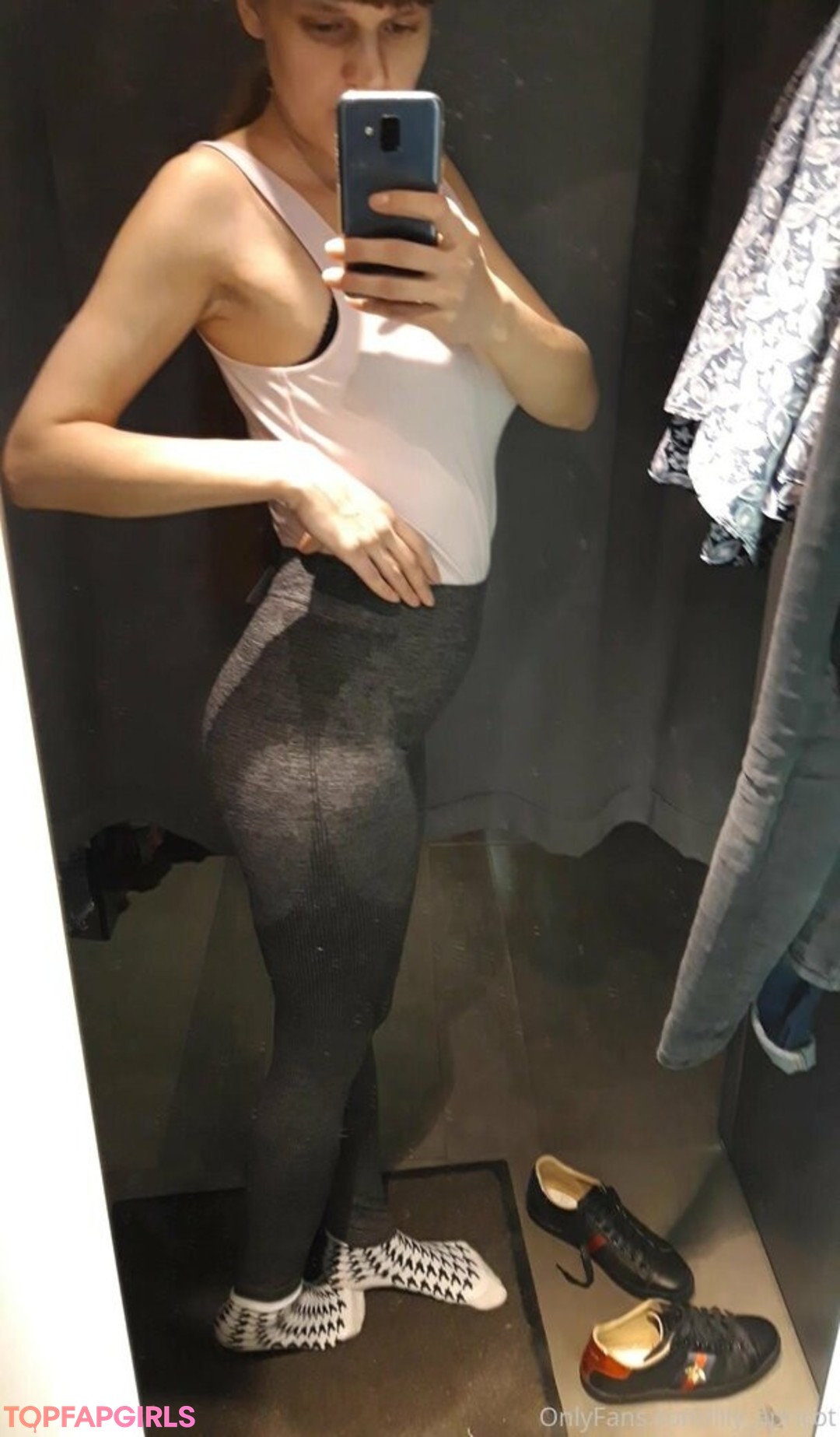 Foto desnuda filtrada de OnlyFans de Lilyapricot #91 Foto desnuda filtrada de OnlyFans de Lilyapricot #91