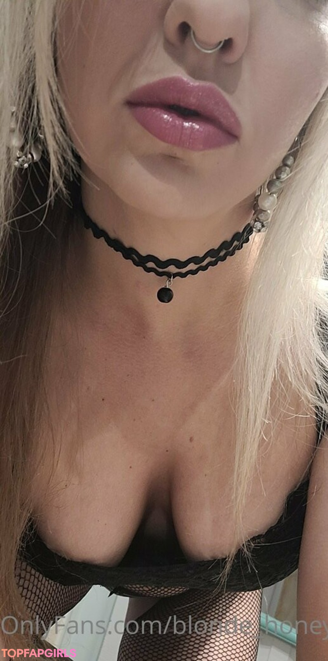 Foto desnuda filtrada de OnlyFans de Blondehoney22 #109 Foto desnuda filtrada de OnlyFans de Blondehoney22 #109