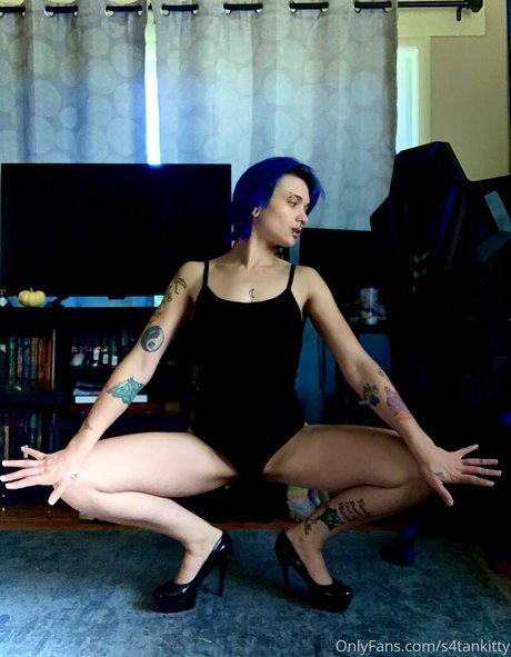 Foto desnuda filtrada de OnlyFans de Deathbylex