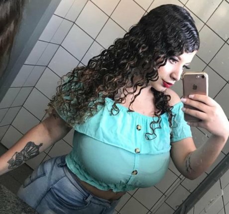 Ashley Alves