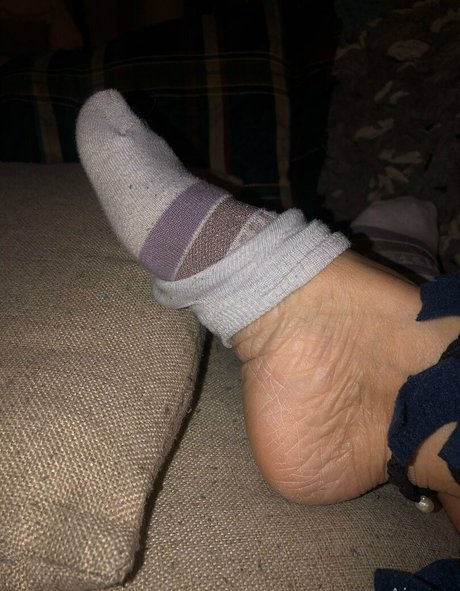 Ajonesfeet