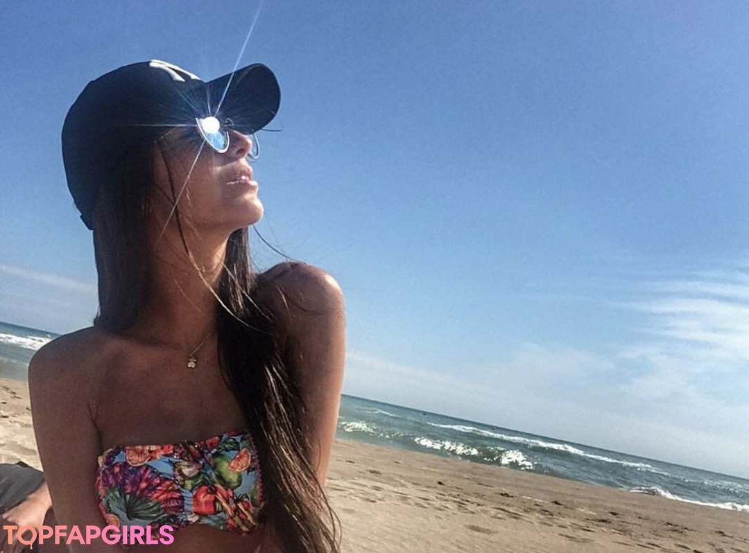 Foto desnuda filtrada de OnlyFans de Alicia Londono #9 Foto desnuda filtrada de OnlyFans de Alicia Londono #9