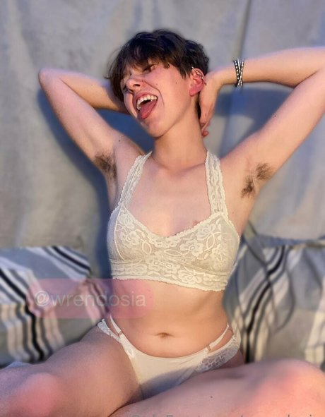 Foto desnuda filtrada de OnlyFans de Wrendosia