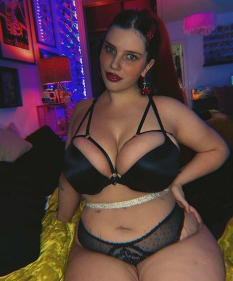 Foto desnuda filtrada de OnlyFans de Nikkimichay