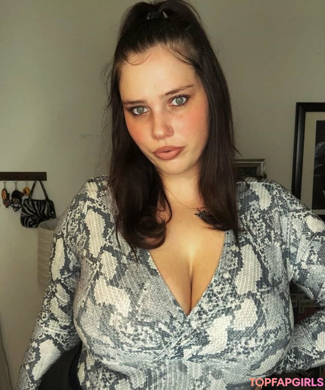Foto desnuda filtrada de OnlyFans de Nikkimichay #228 Foto desnuda filtrada de OnlyFans de Nikkimichay #228