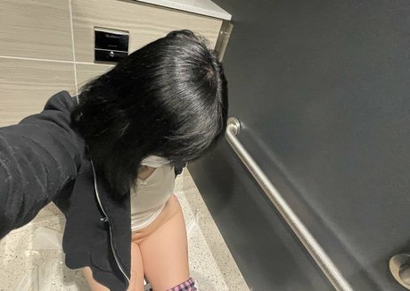 Foto desnuda filtrada de OnlyFans de Rayraylovesyou