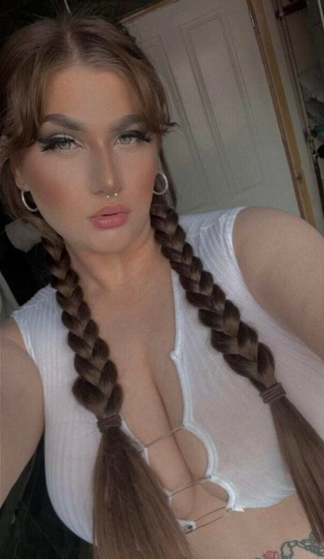 Foto desnuda filtrada de OnlyFans de Heys0phie