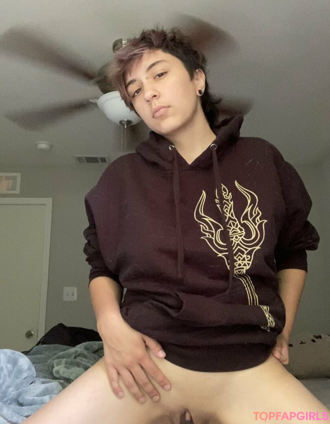 Foto desnuda filtrada de OnlyFans de Lakeregail420 #3 Foto desnuda filtrada de OnlyFans de Lakeregail420 #3