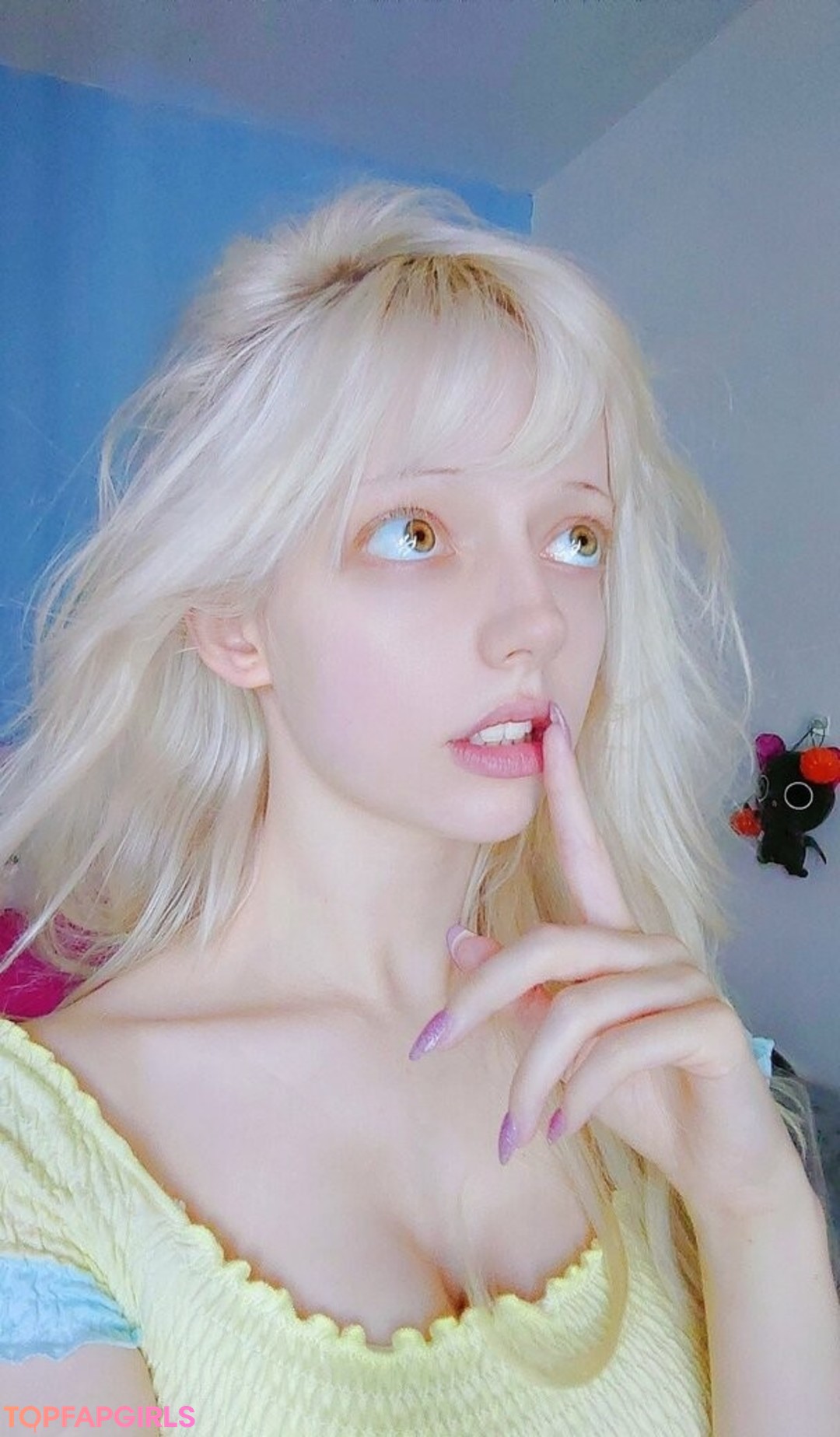 Foto desnuda filtrada de OnlyFans de Kimmy Kimochi #43 Foto desnuda filtrada de OnlyFans de Kimmy Kimochi #43