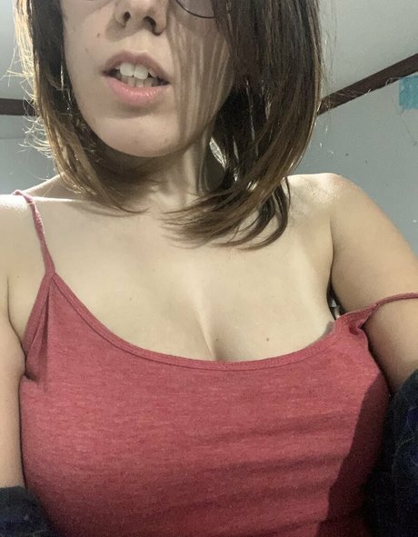 Foto desnuda filtrada de OnlyFans de Lolitakiwis