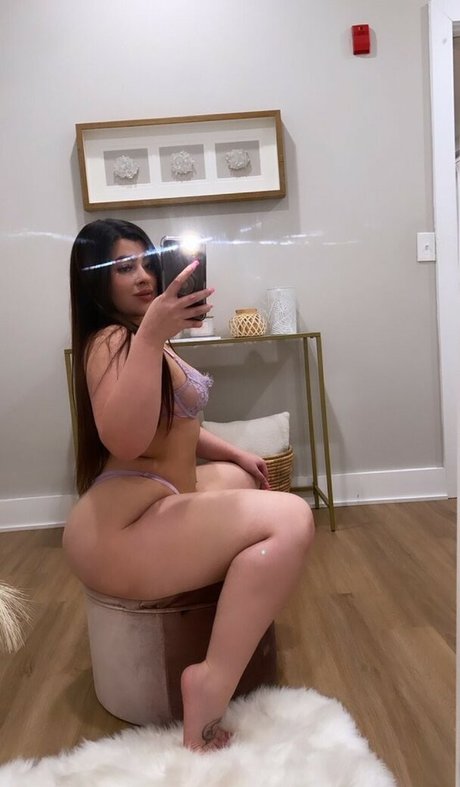 Alliebabyxx