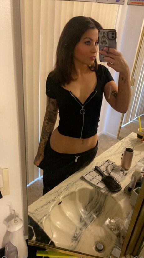Tattooedgem619