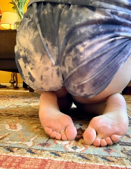 Foto desnuda filtrada de OnlyFans de Ellesfeet8