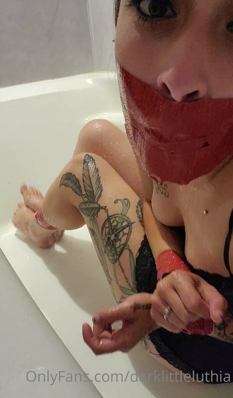 Darklittleluthia