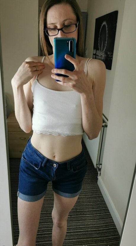 Aprilrosejonesxfree