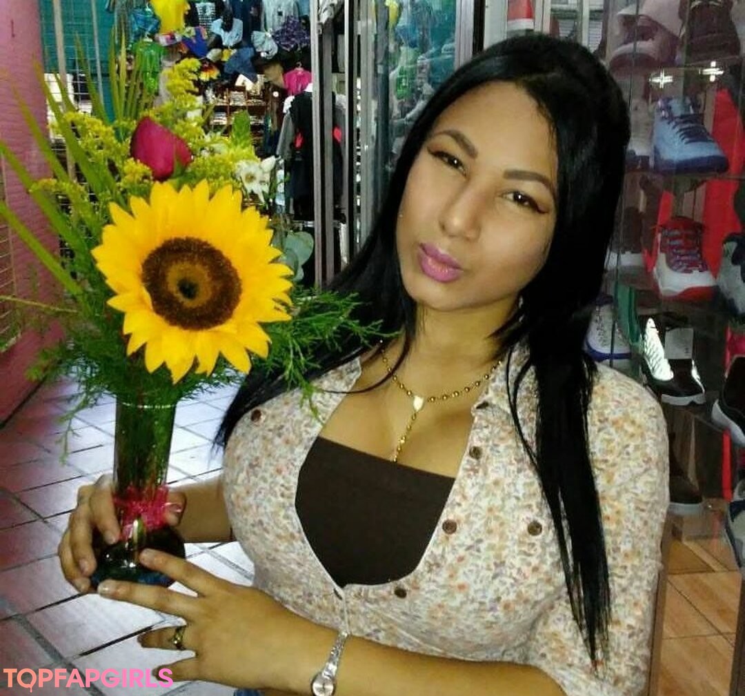 Foto desnuda filtrada de OnlyFans de Nohely Guilarte #23 Foto desnuda filtrada de OnlyFans de Nohely Guilarte #23