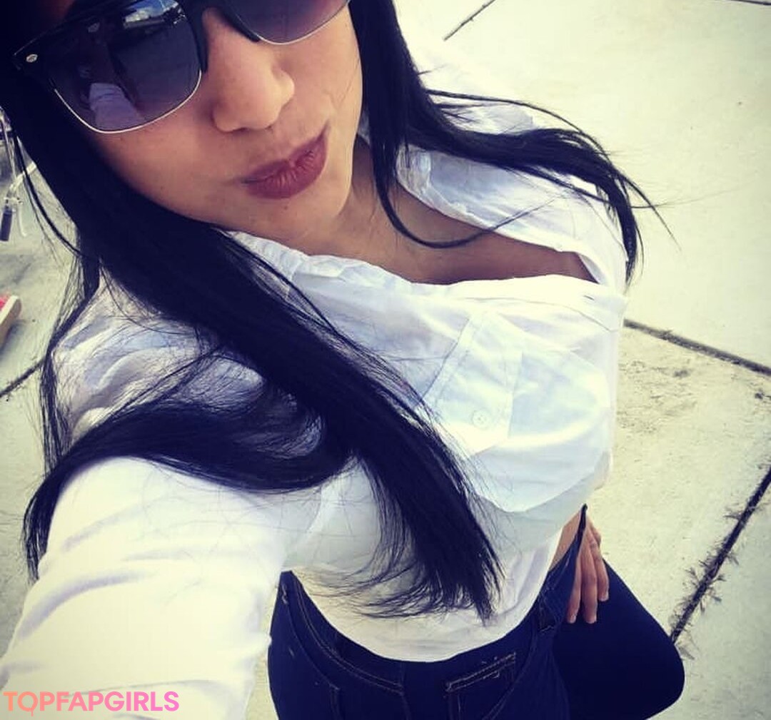 Foto desnuda filtrada de OnlyFans de Nohely Guilarte #46 Foto desnuda filtrada de OnlyFans de Nohely Guilarte #46