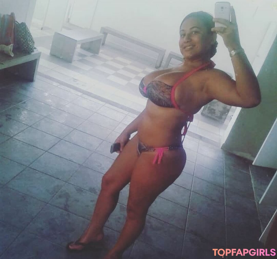 Foto desnuda filtrada de OnlyFans de Nohely Guilarte #54 Foto desnuda filtrada de OnlyFans de Nohely Guilarte #54