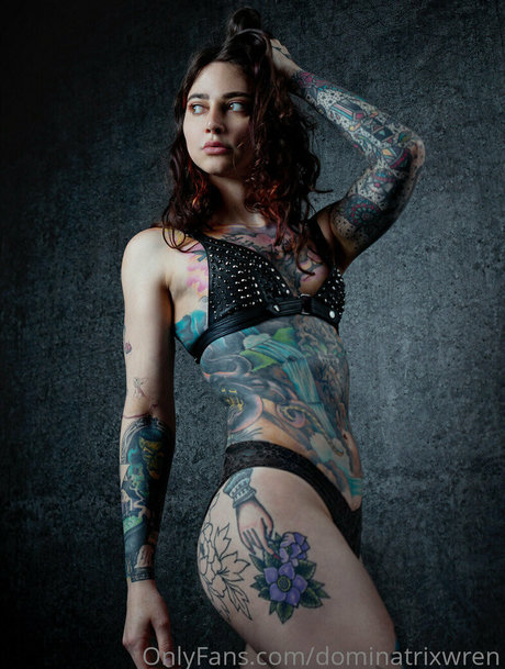 Foto desnuda filtrada de OnlyFans de Dominatrixwren
