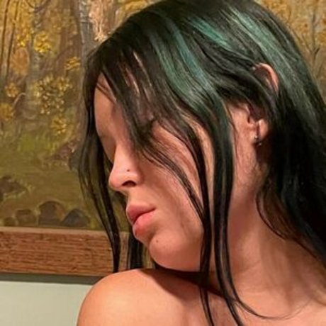 Foto desnuda filtrada de OnlyFans de Crystal Roses
