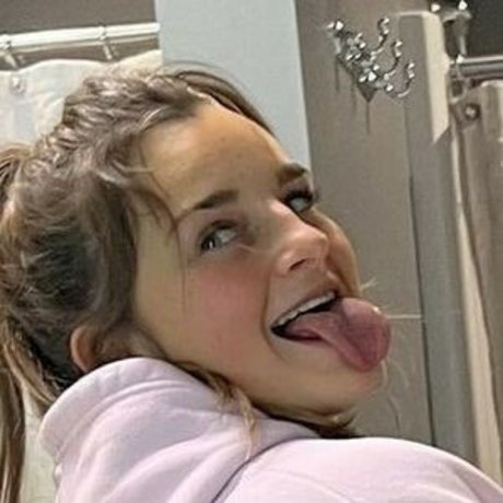 Foto desnuda filtrada de OnlyFans de Janelle Jolicoeur