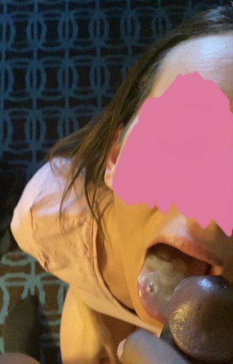 Foto desnuda filtrada de OnlyFans de Mohotwife