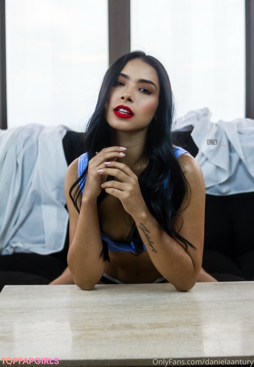 Foto desnuda filtrada de OnlyFans de Danielaantury #49 Foto desnuda filtrada de OnlyFans de Danielaantury #49