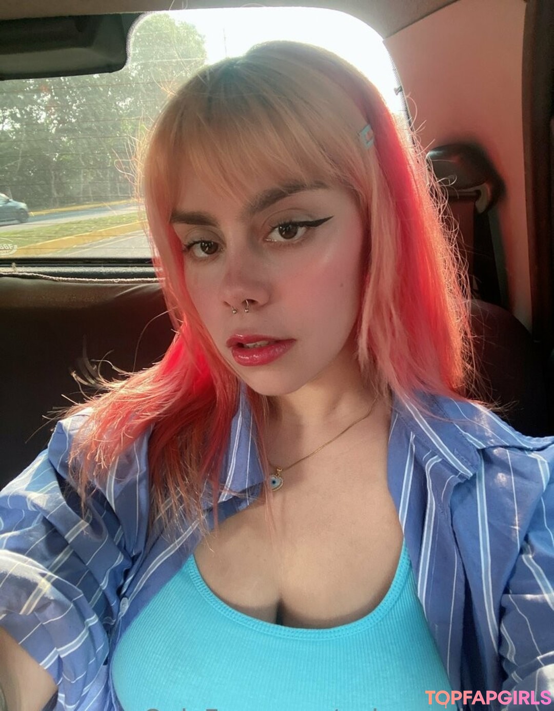 Foto desnuda filtrada de OnlyFans de Poisonyvieefree #96 Foto desnuda filtrada de OnlyFans de Poisonyvieefree #96