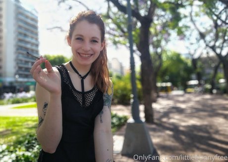 Foto desnuda filtrada de OnlyFans de Littlebunnyfree