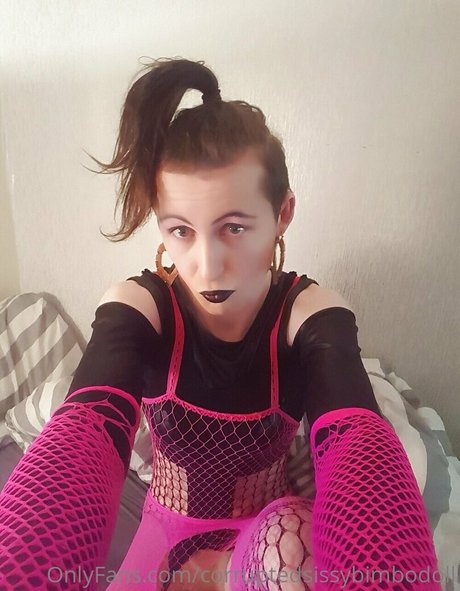 Corruptedsissybimbodoll