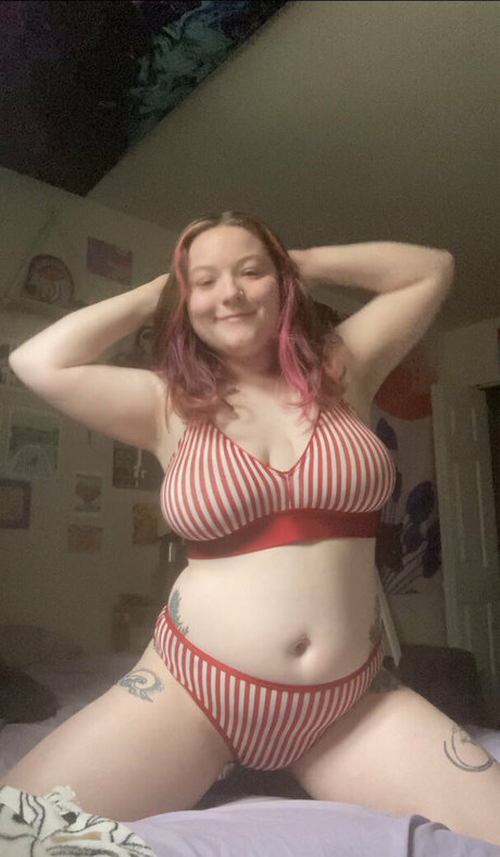 Foto desnuda filtrada de OnlyFans de Lildeviant420
